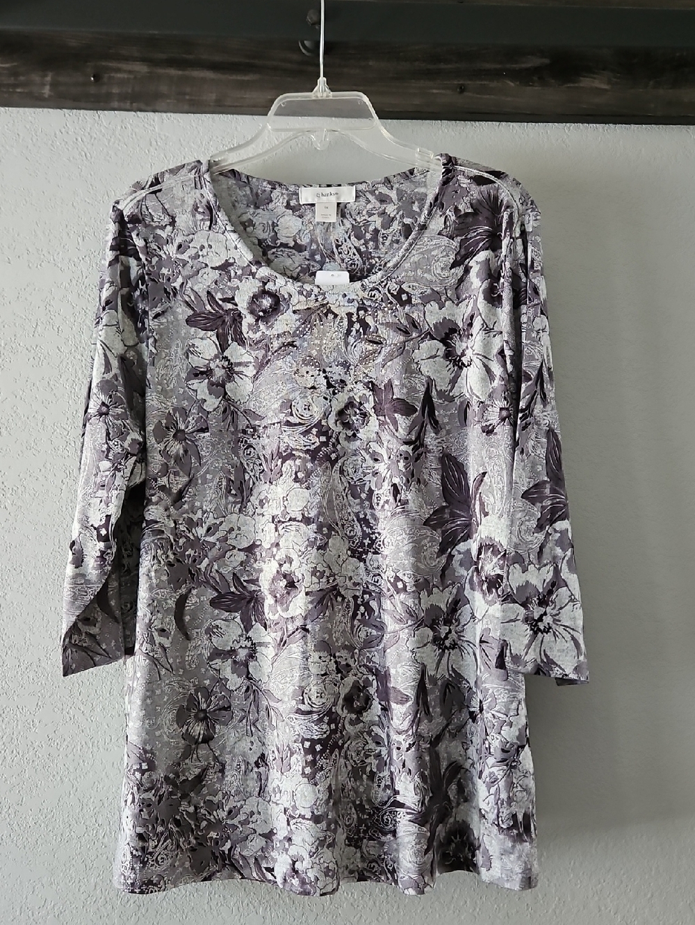 CJ Banks Lavender Floral V-Neck Tunic 1X NWT